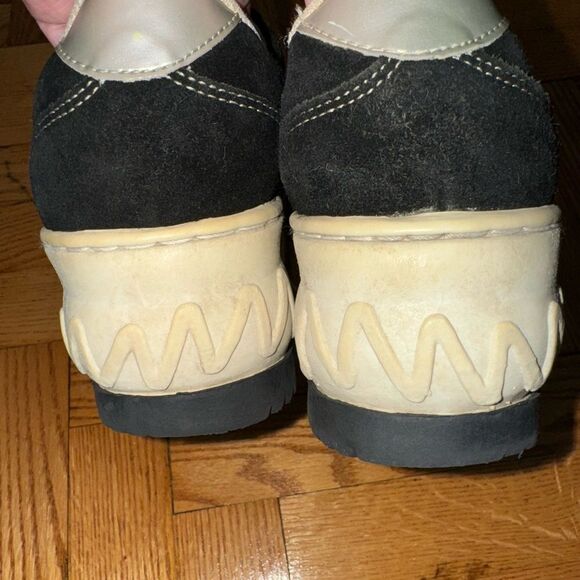 Vintage 90s Candies Platform Suede Lace Up Sneakers Black & White Size 7.5 - Picture 4 of 13